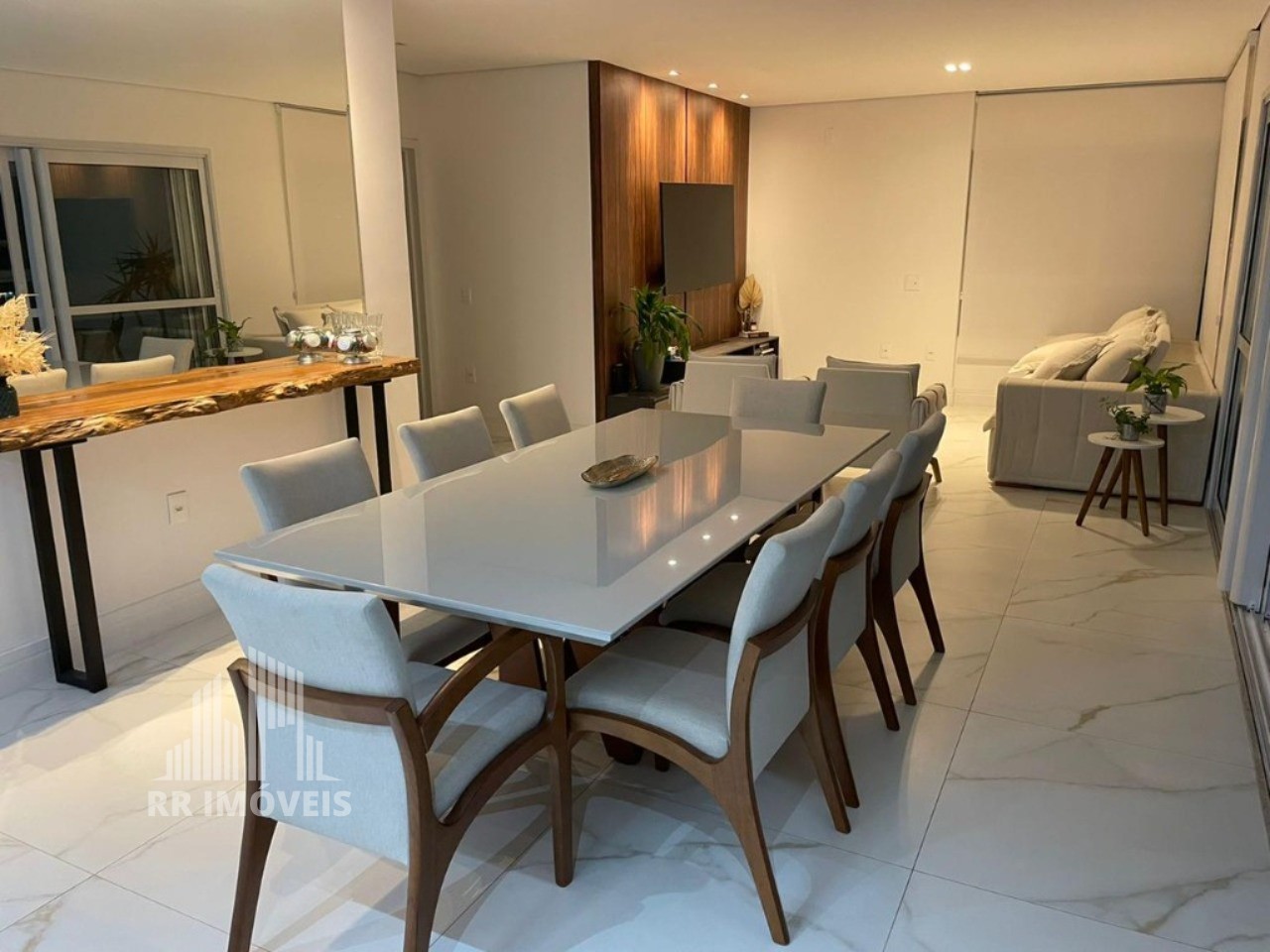 Apartamento, 3 quartos, 200 m² - Foto 2