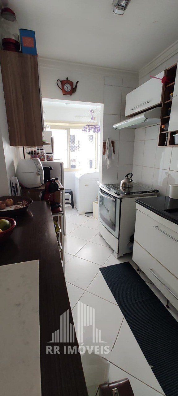 Apartamento à venda com 3 quartos, 80m² - Foto 3