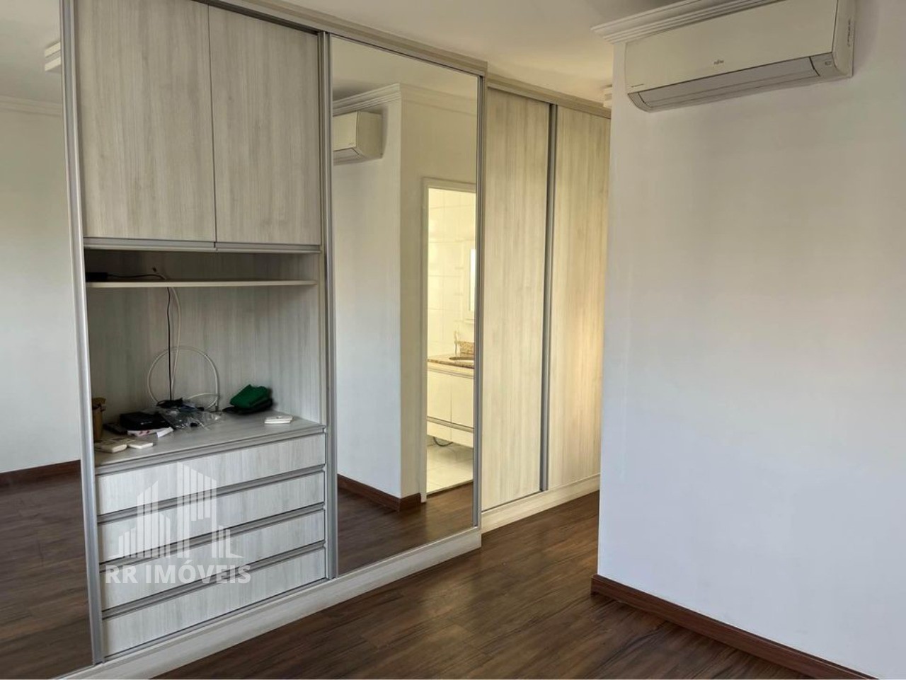 Apartamento à venda com 3 quartos, 110m² - Foto 7