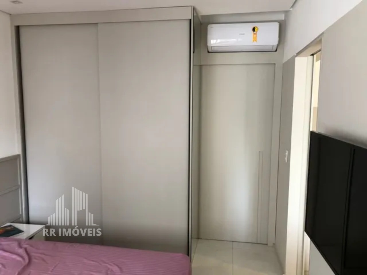 Apartamento à venda com 1 quarto, 56m² - Foto 9