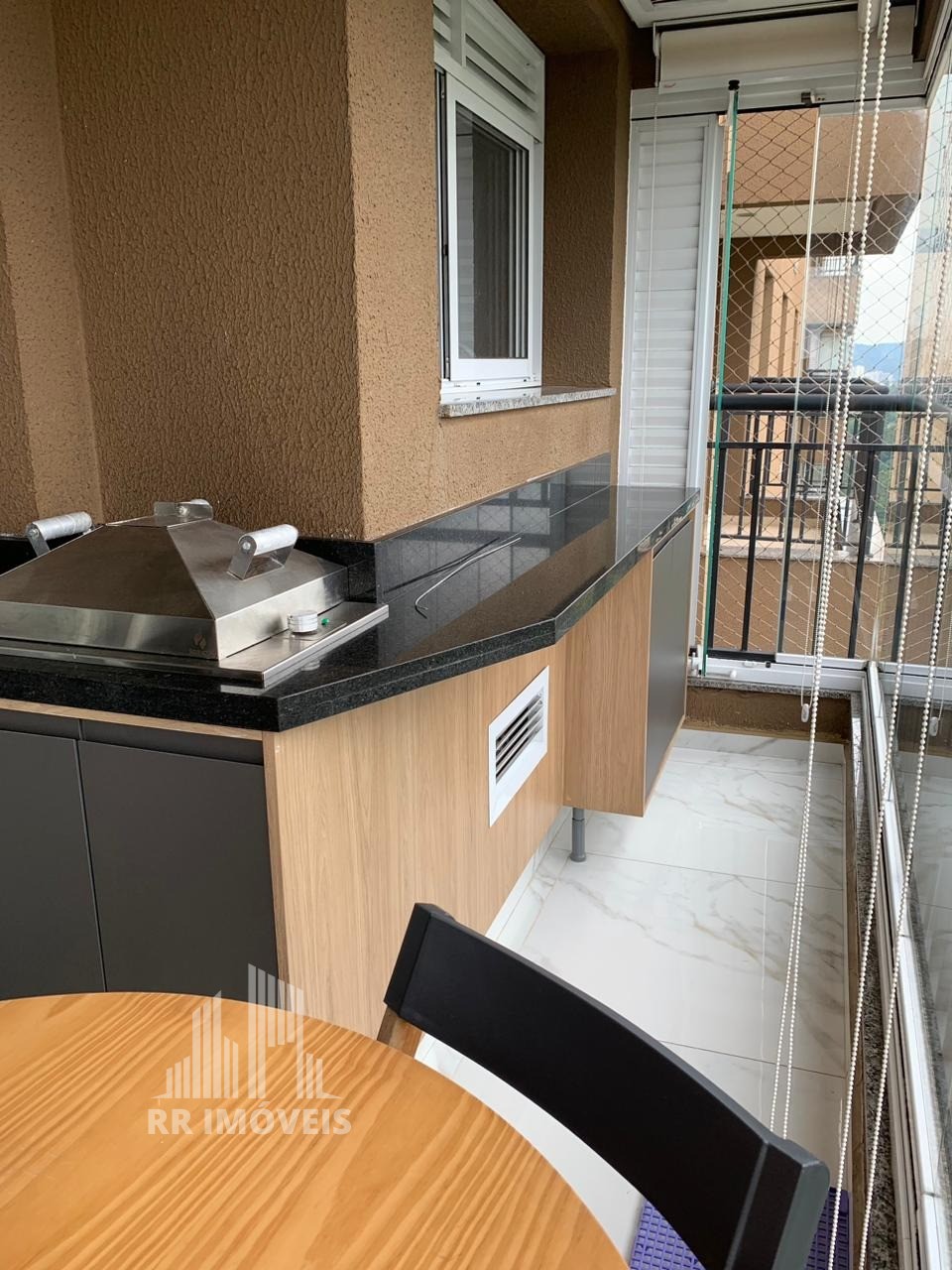 Apartamento à venda com 3 quartos, 76m² - Foto 4