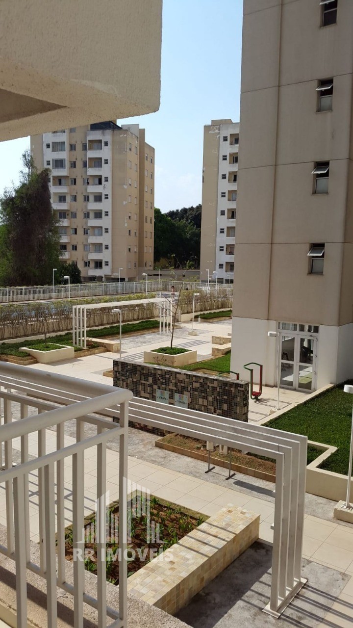 Apartamento à venda com 3 quartos, 68m² - Foto 2