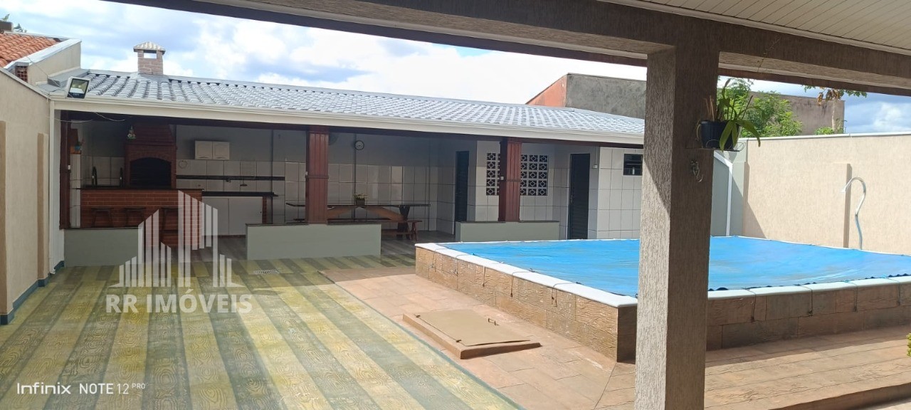 Casa à venda com 2 quartos, 250m² - Foto 24