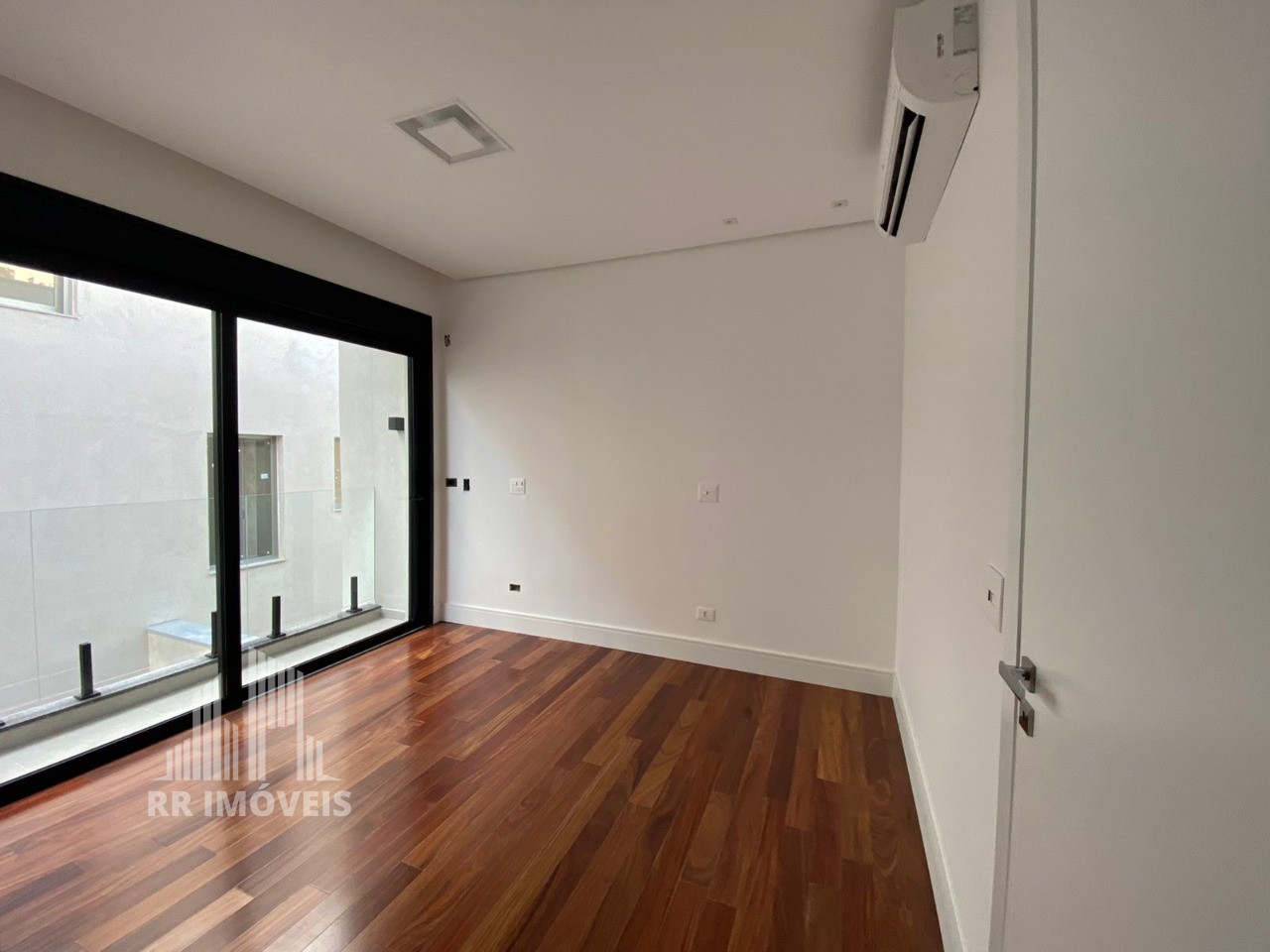 Casa à venda com 4 quartos, 640m² - Foto 58