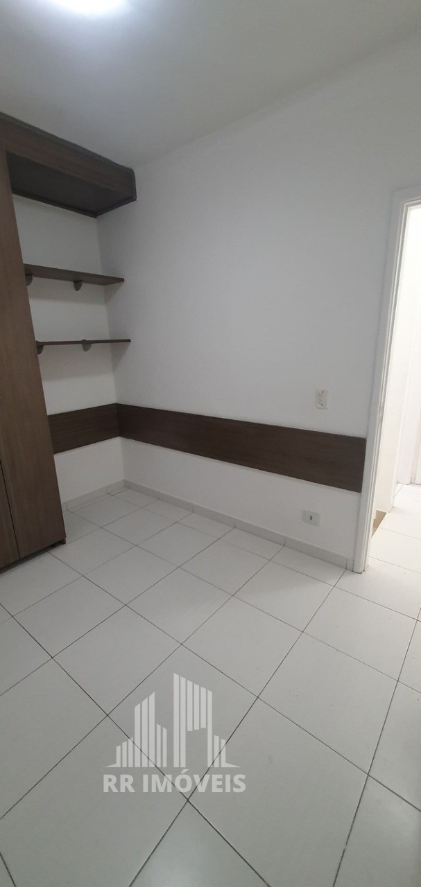 Casa à venda com 2 quartos, 80m² - Foto 3