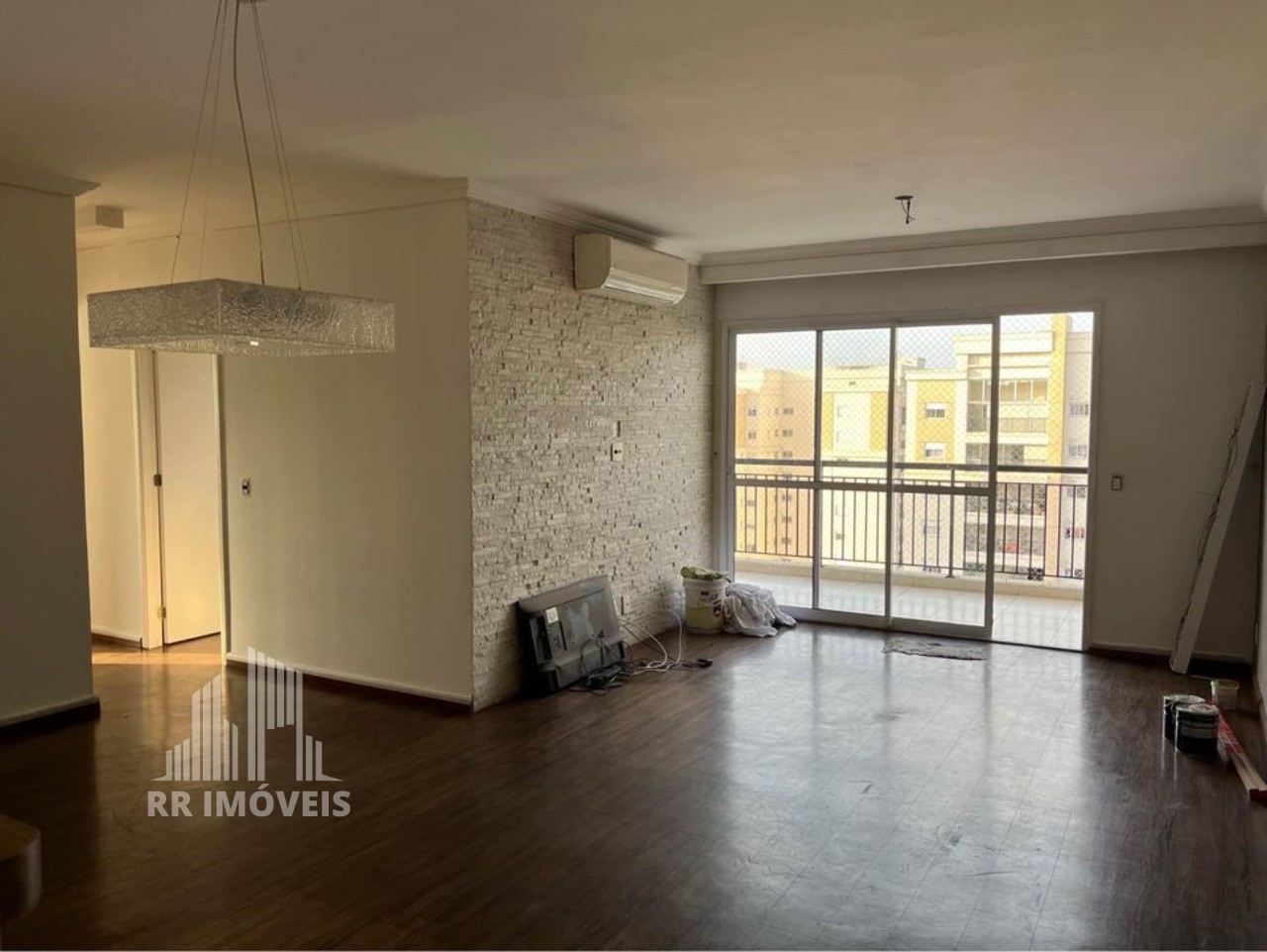 Apartamento à venda com 3 quartos, 110m² - Foto 2