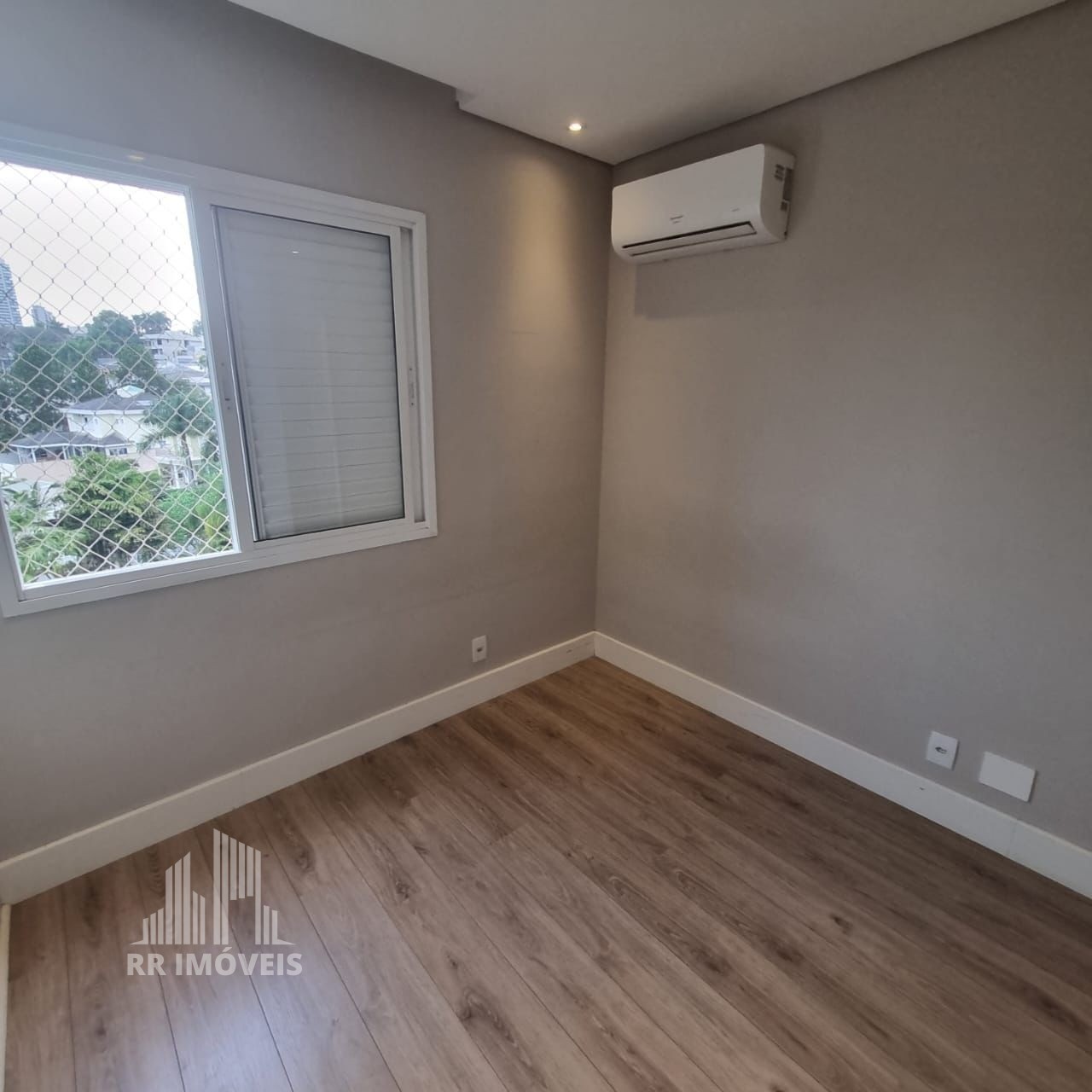 Apartamento à venda com 3 quartos, 107m² - Foto 11