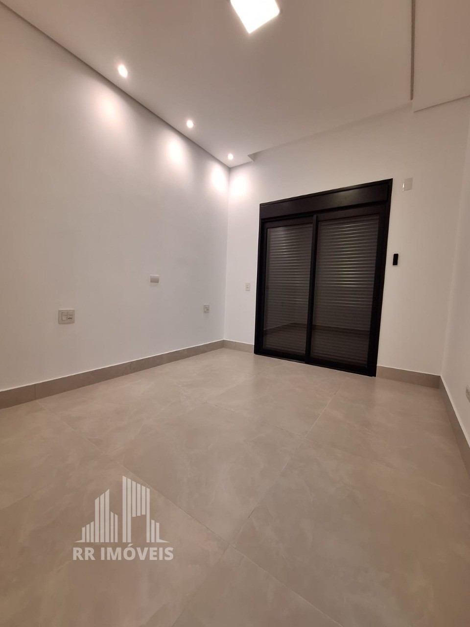 Casa à venda com 3 quartos, 188m² - Foto 12