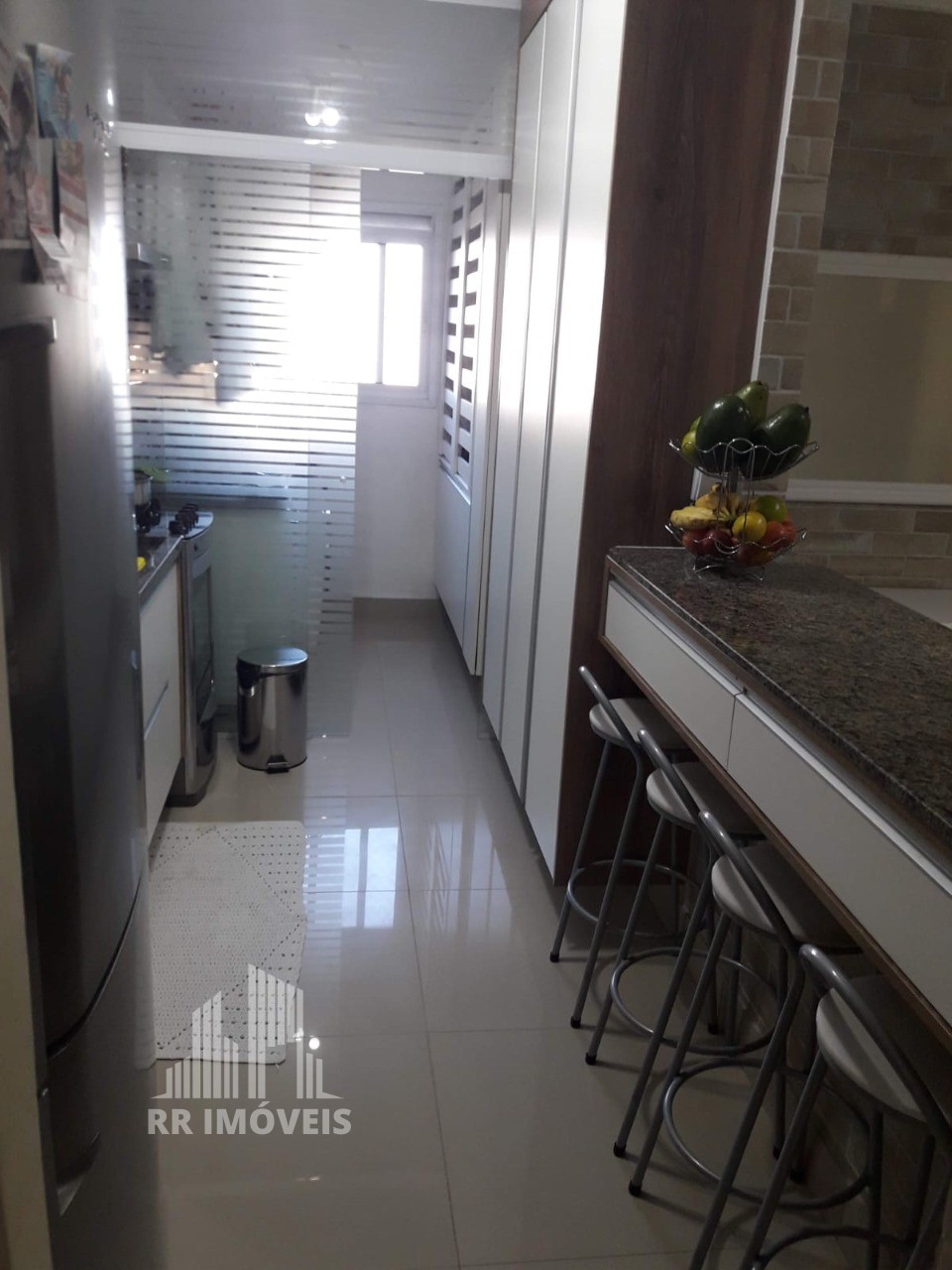 Apartamento à venda com 3 quartos, 80m² - Foto 18