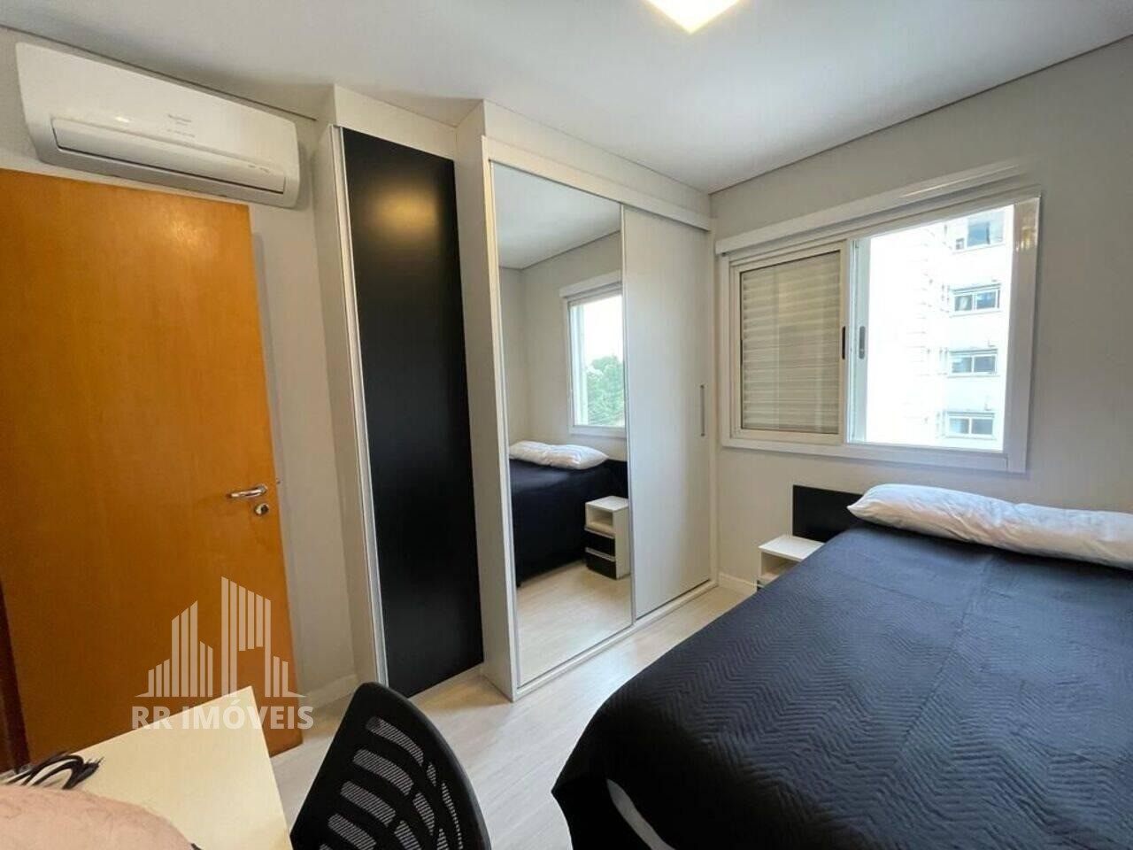 Apartamento à venda com 3 quartos, 101m² - Foto 18