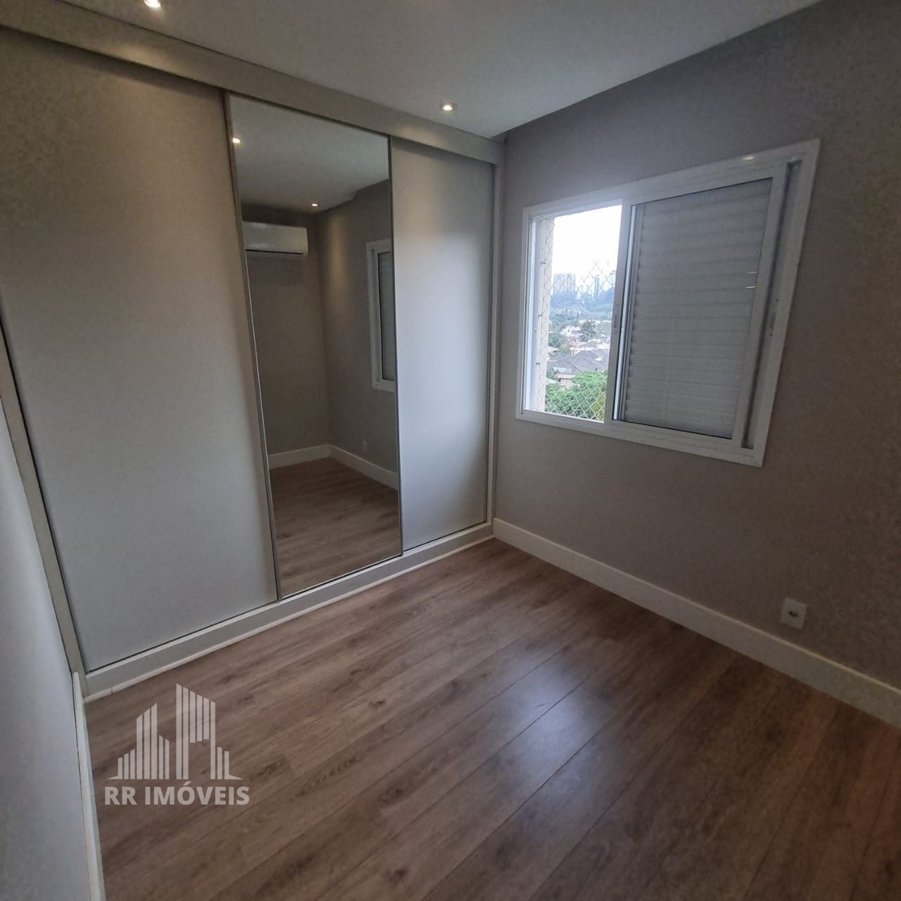 Apartamento à venda com 3 quartos, 107m² - Foto 12