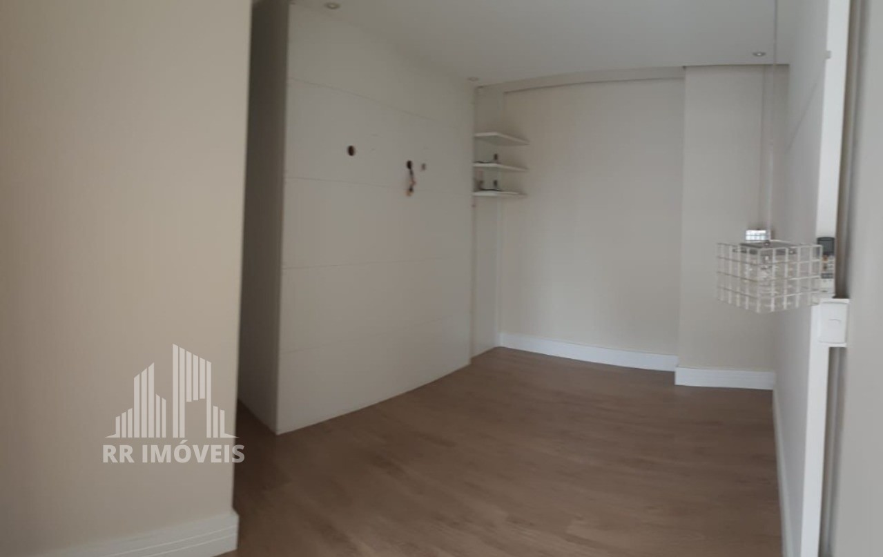 Apartamento à venda com 3 quartos, 180m² - Foto 15