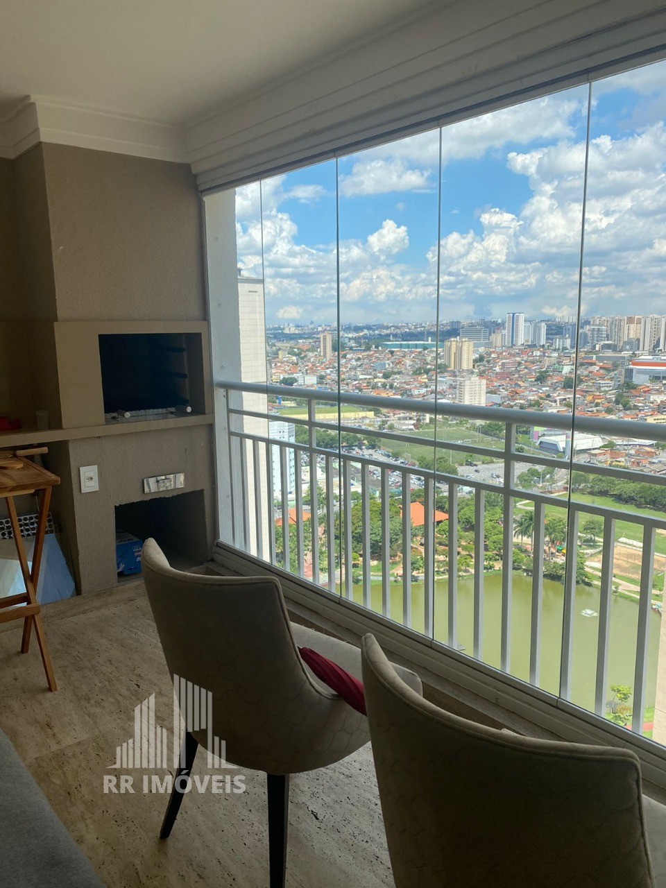 Apartamento à venda com 3 quartos, 105m² - Foto 11