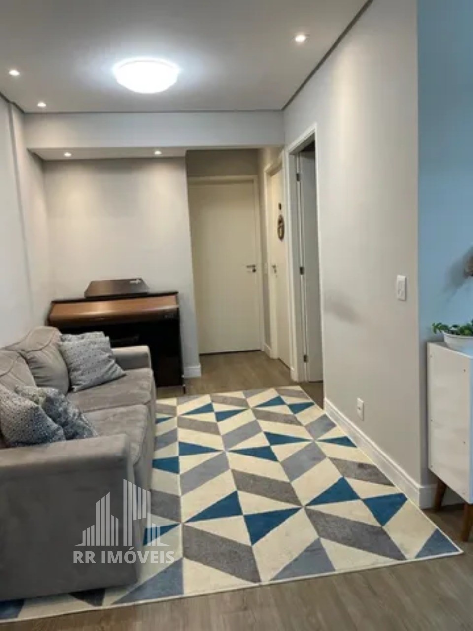 Apartamento à venda com 3 quartos, 71m² - Foto 1