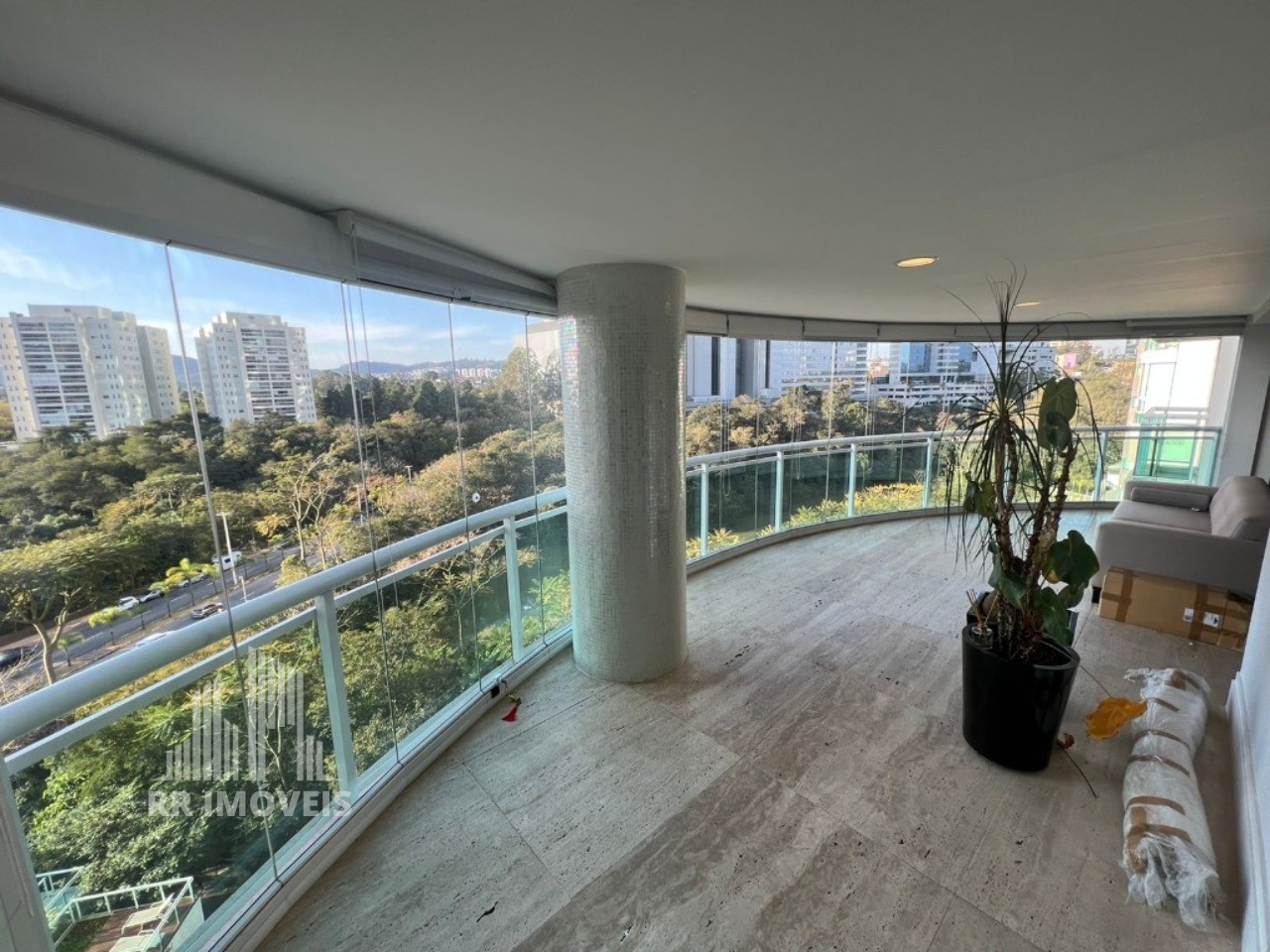 Apartamento à venda com 4 quartos, 261m² - Foto 7