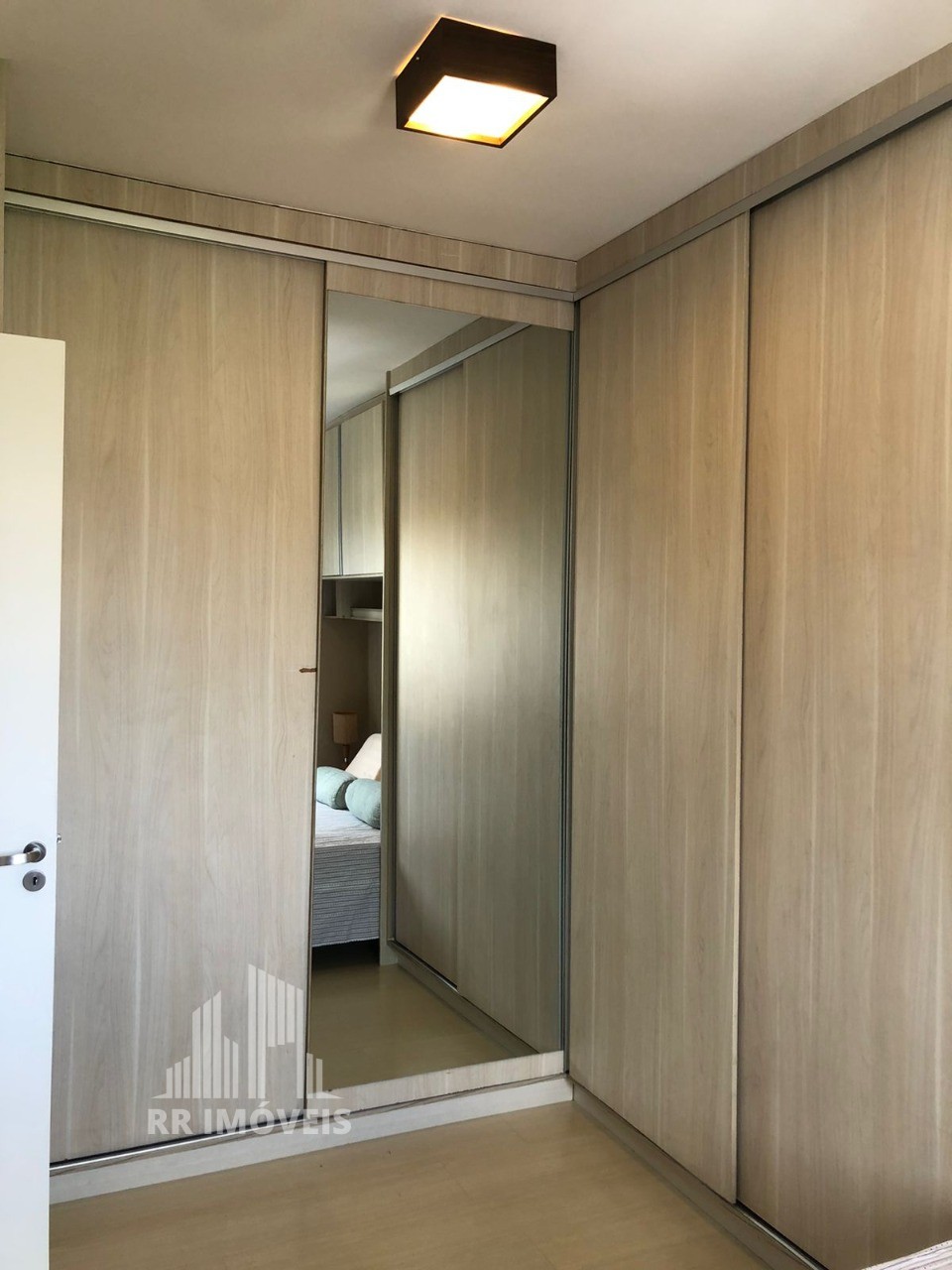 Apartamento à venda com 2 quartos, 57m² - Foto 11