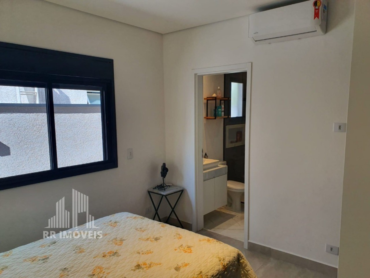 Casa à venda com 3 quartos, 202m² - Foto 16