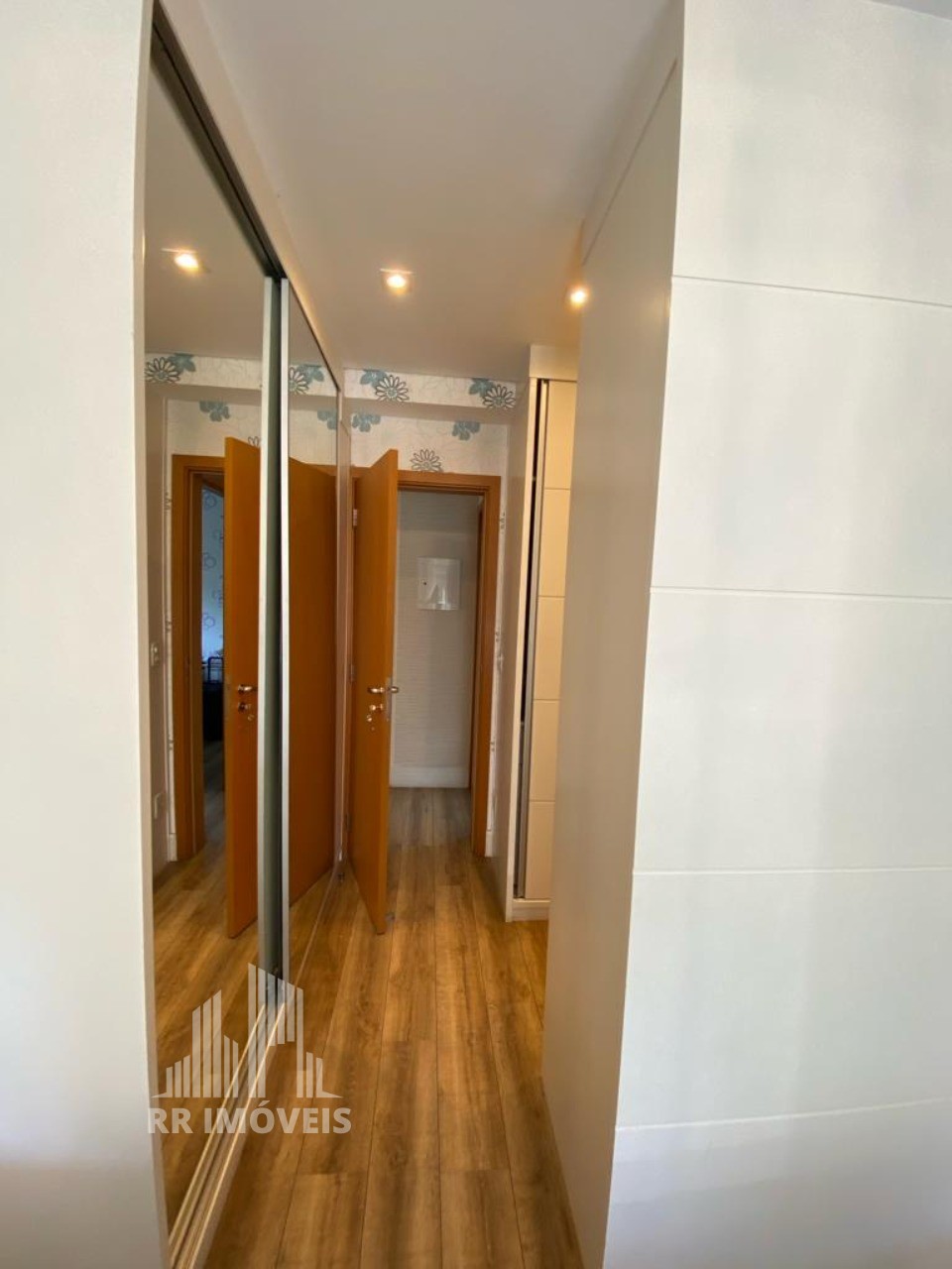 Apartamento à venda com 3 quartos, 172m² - Foto 12