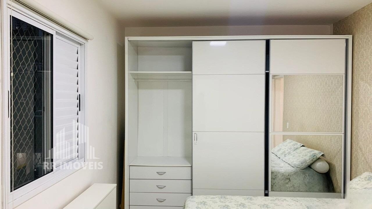 Apartamento à venda com 2 quartos, 61m² - Foto 11