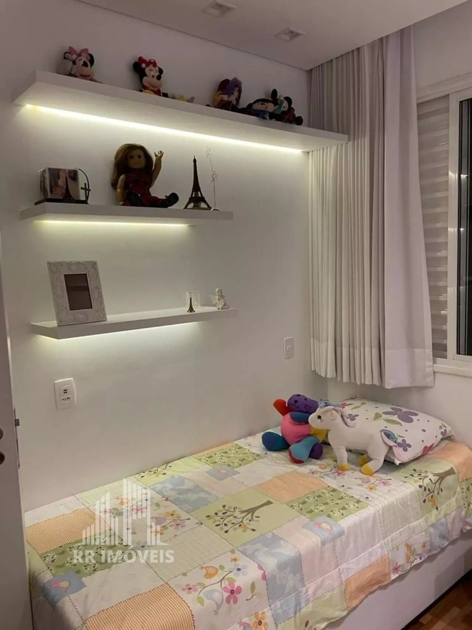 Apartamento à venda com 3 quartos, 123m² - Foto 23