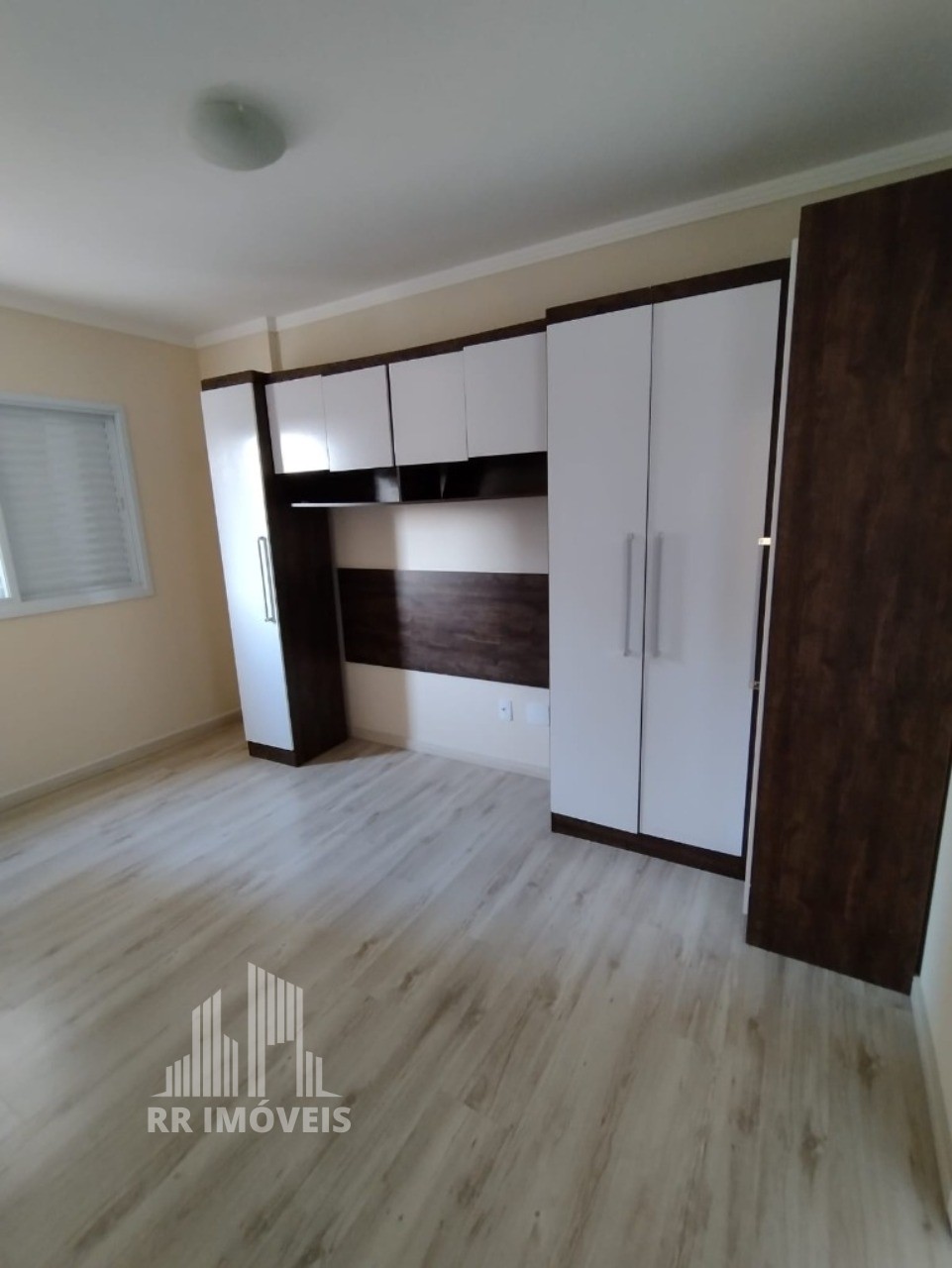 Apartamento à venda com 2 quartos, 64m² - Foto 9