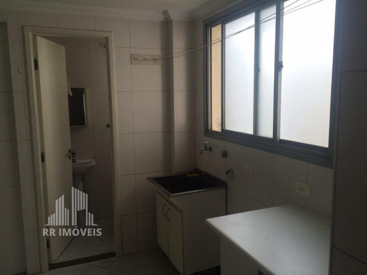 Apartamento à venda com 4 quartos, 264m² - Foto 3