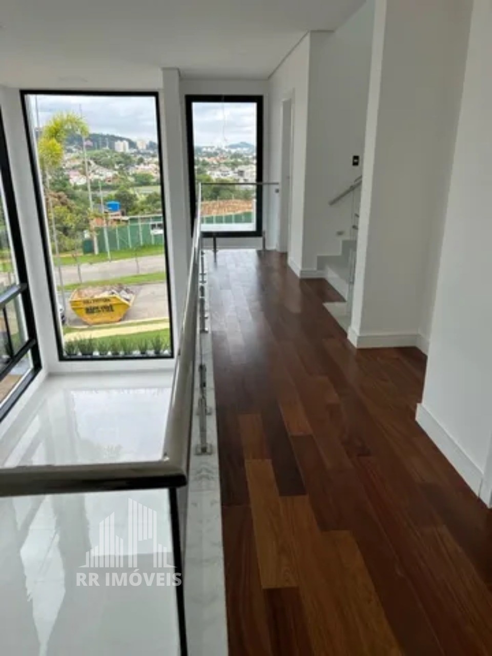 Casa à venda com 4 quartos, 350m² - Foto 9