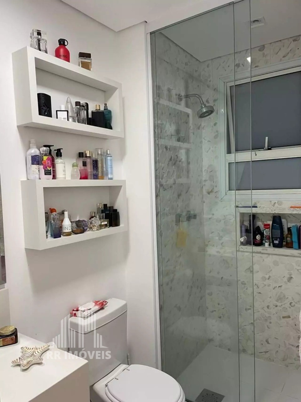 Apartamento à venda com 3 quartos, 123m² - Foto 19