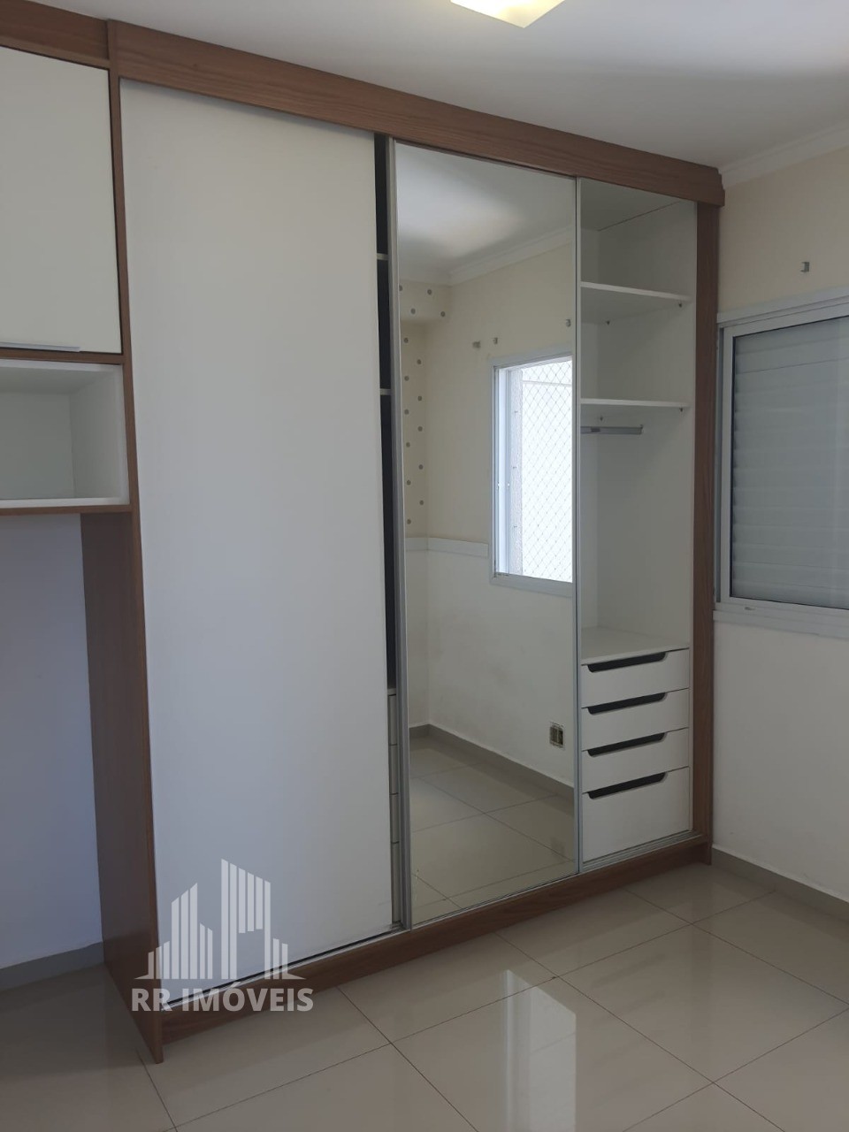 Apartamento à venda com 2 quartos, 68m² - Foto 14