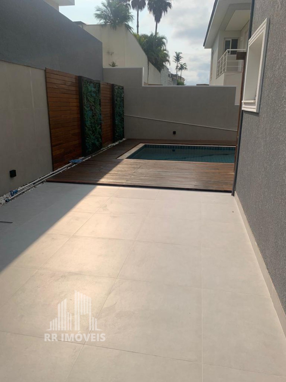 Casa à venda com 4 quartos, 380m² - Foto 32