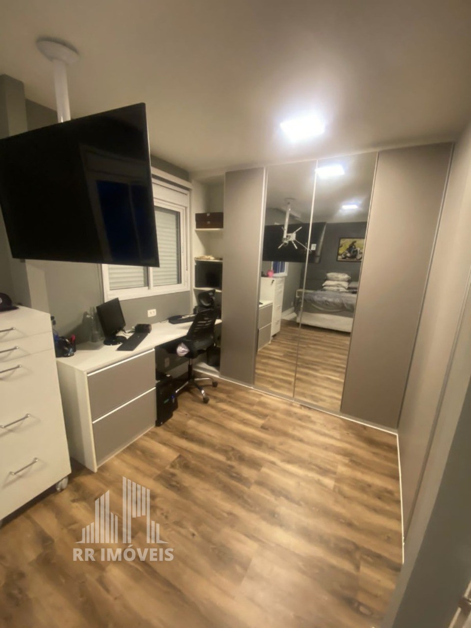 Apartamento à venda com 3 quartos, 81m² - Foto 10