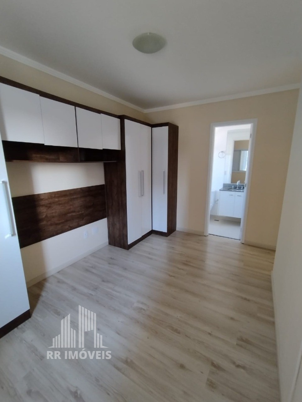 Apartamento à venda com 2 quartos, 64m² - Foto 7