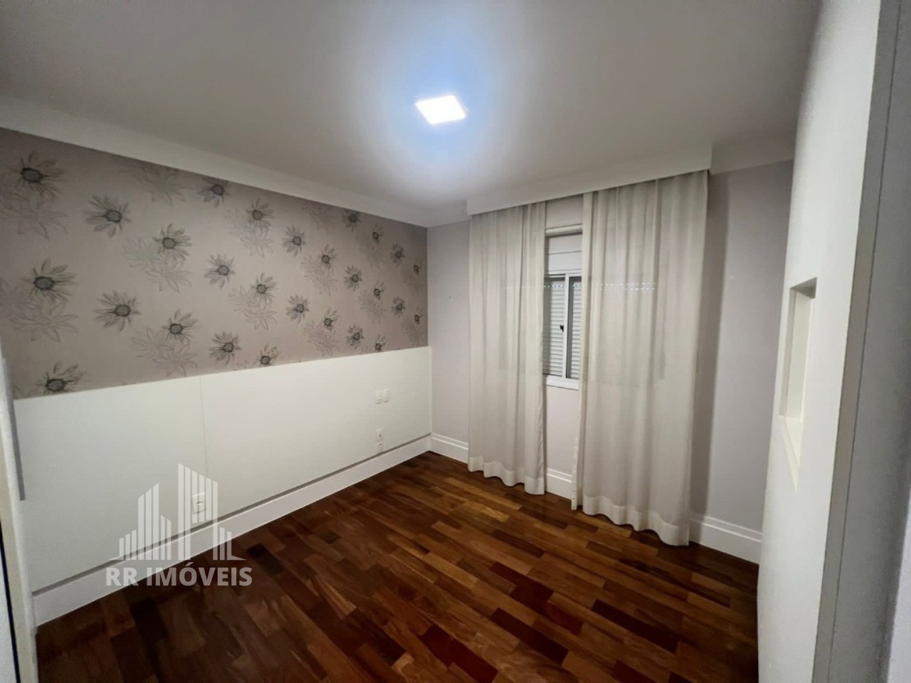 Apartamento à venda com 4 quartos, 261m² - Foto 15