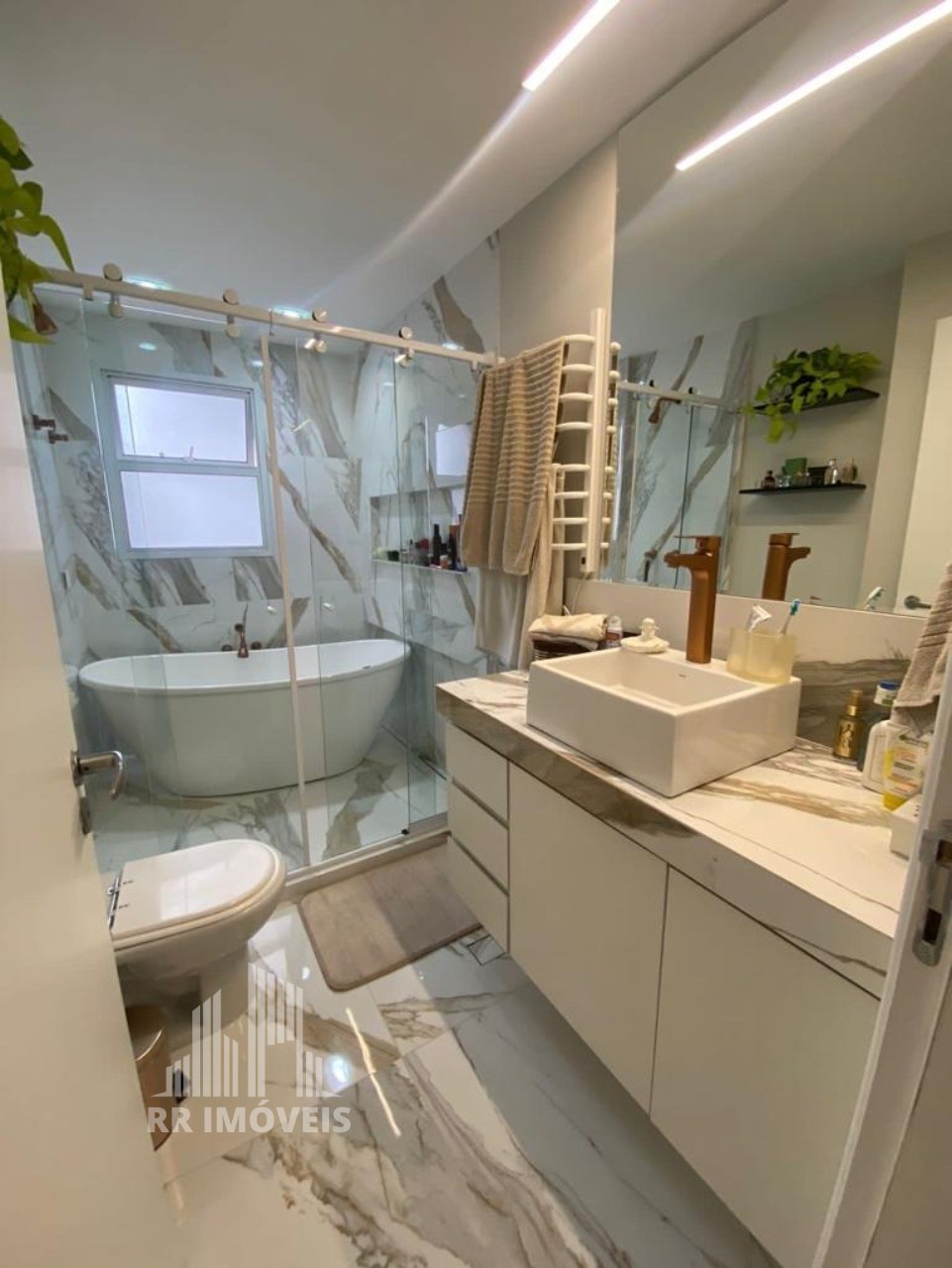 Apartamento, 4 quartos, 198 m² - Foto 17