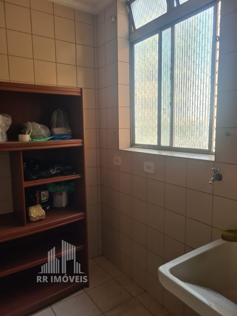 Apartamento à venda com 3 quartos, 95m² - Foto 4