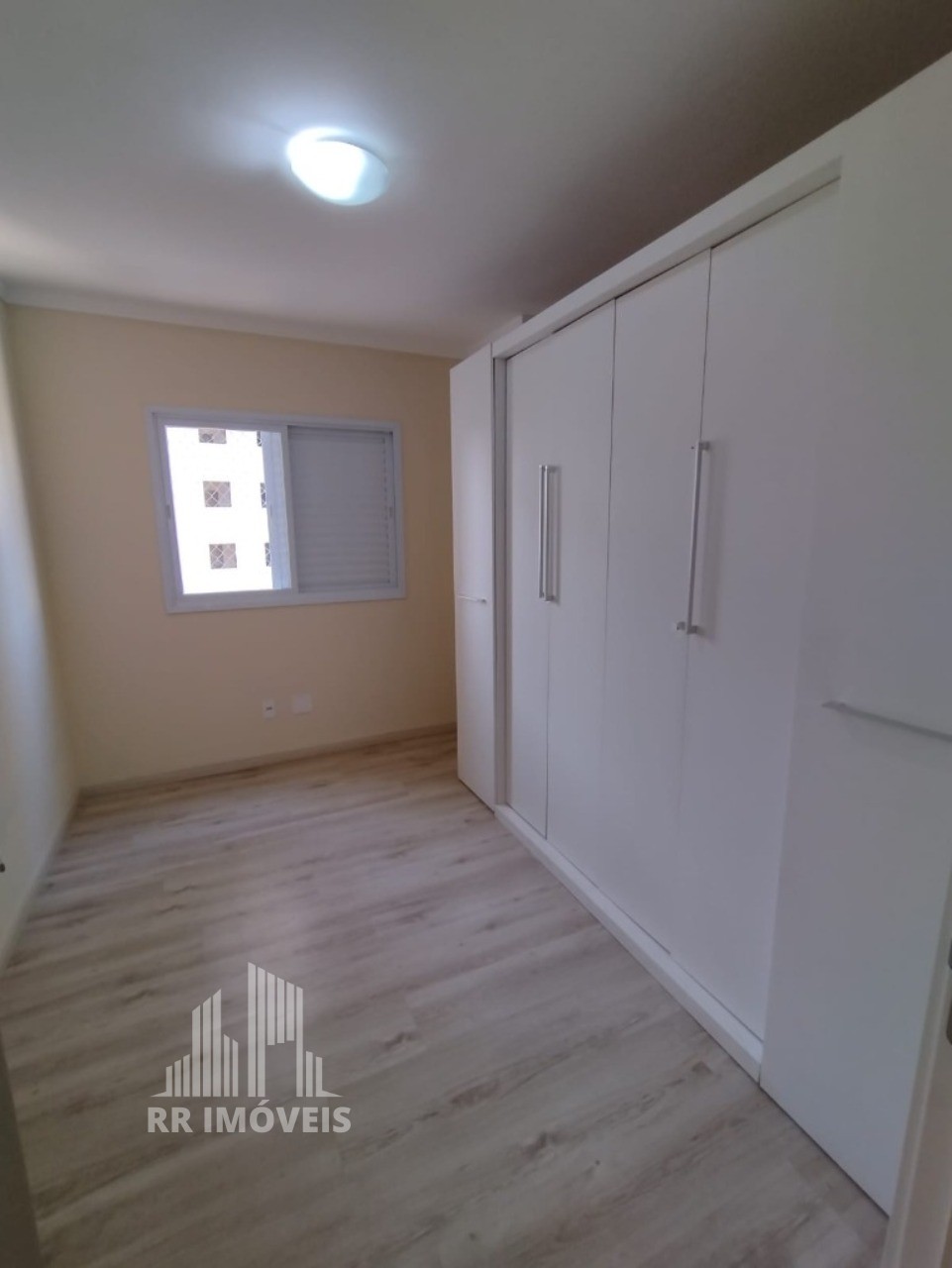 Apartamento à venda com 2 quartos, 64m² - Foto 13