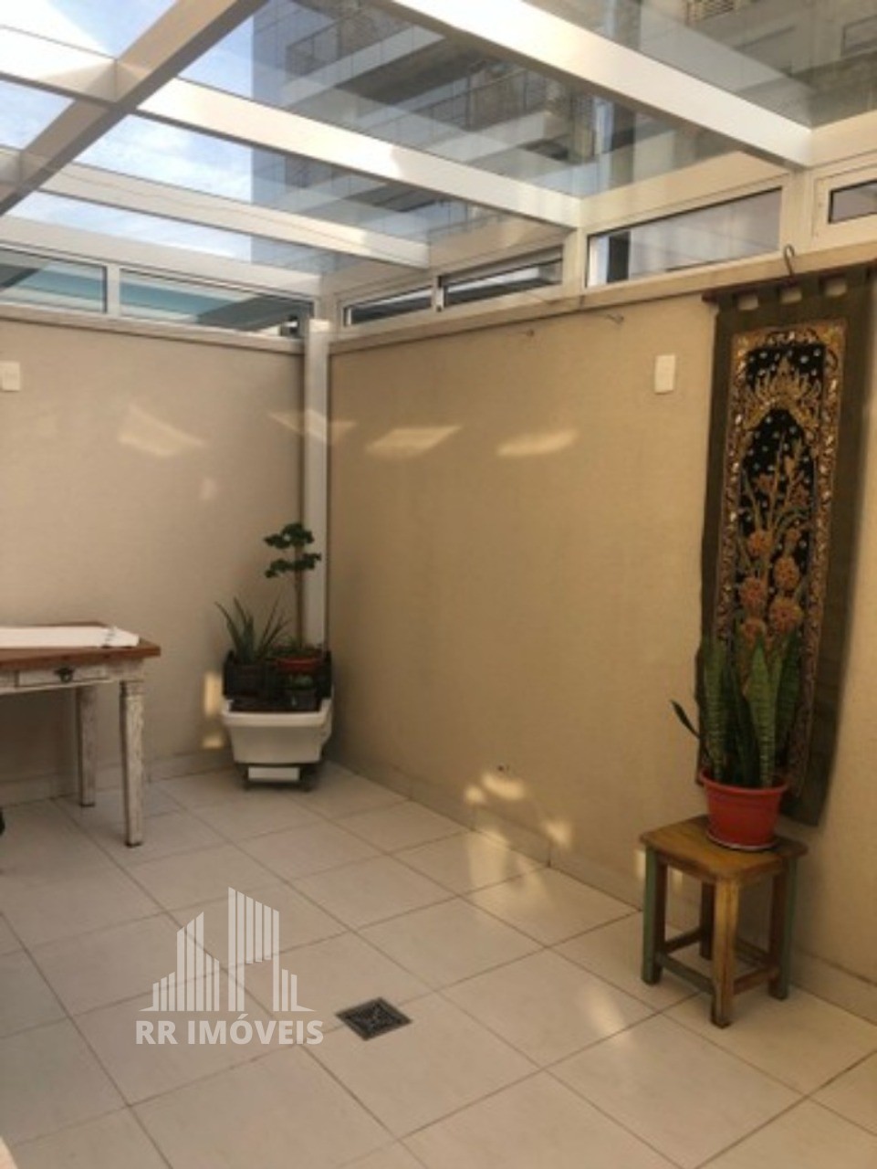 Apartamento à venda com 2 quartos, 80m² - Foto 13