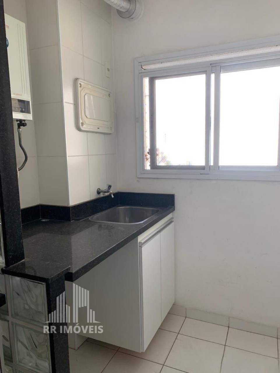 Apartamento à venda com 3 quartos, 68m² - Foto 4