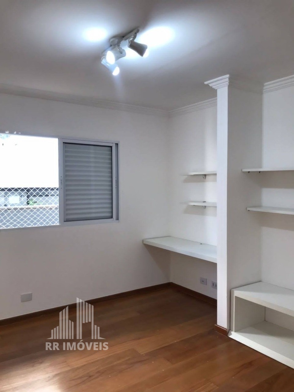 Casa à venda com 3 quartos, 400m² - Foto 17