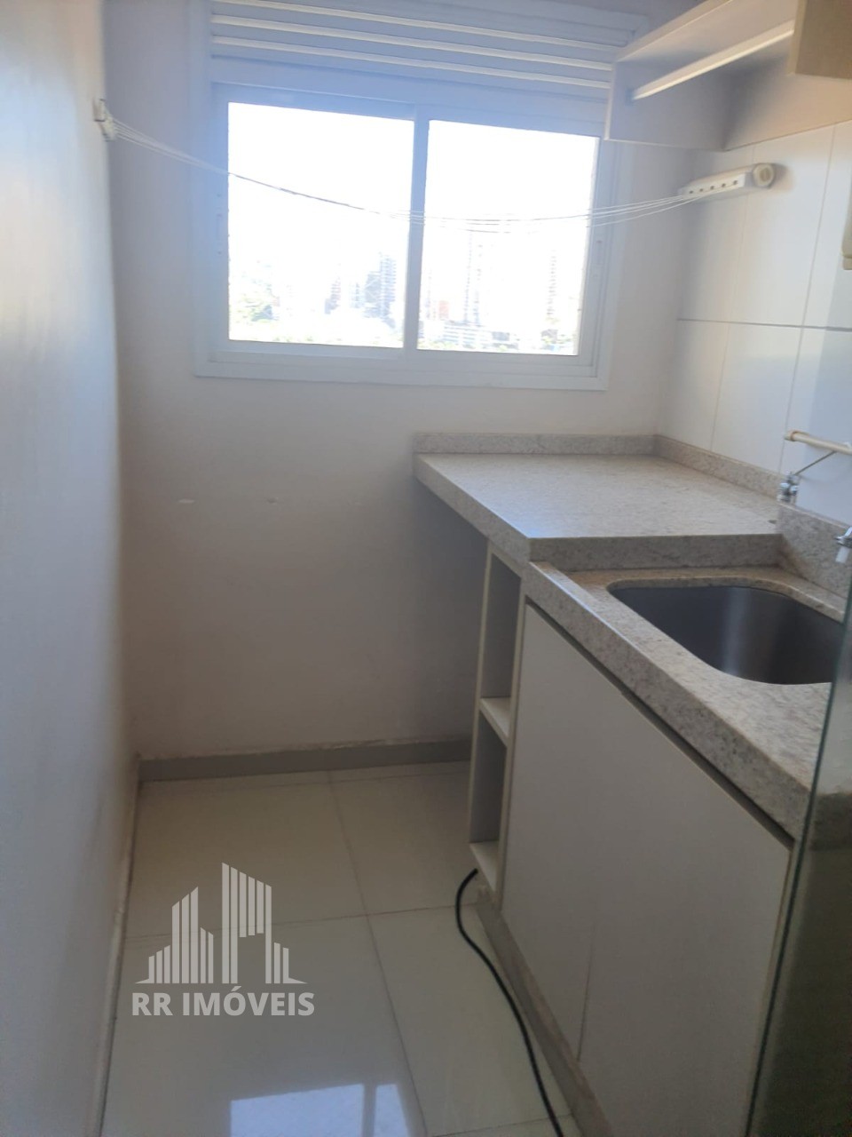 Apartamento à venda com 2 quartos, 68m² - Foto 9