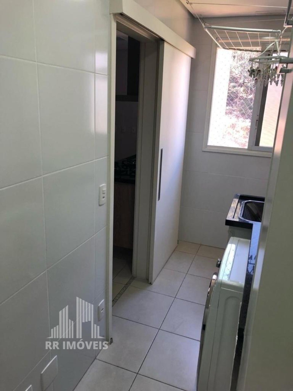 Apartamento à venda com 3 quartos, 123m² - Foto 9