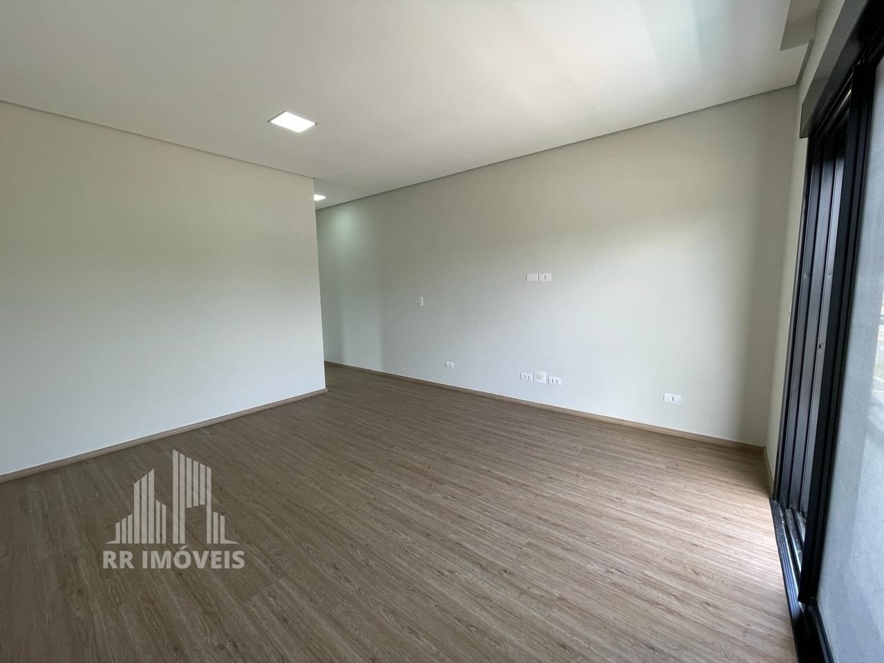 Casa à venda com 4 quartos, 320m² - Foto 19