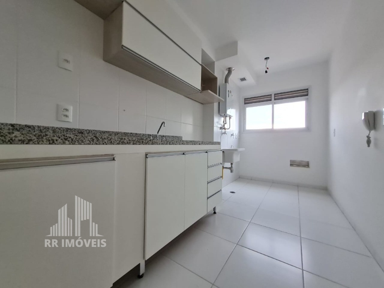 Apartamento à venda com 2 quartos, 60m² - Foto 5