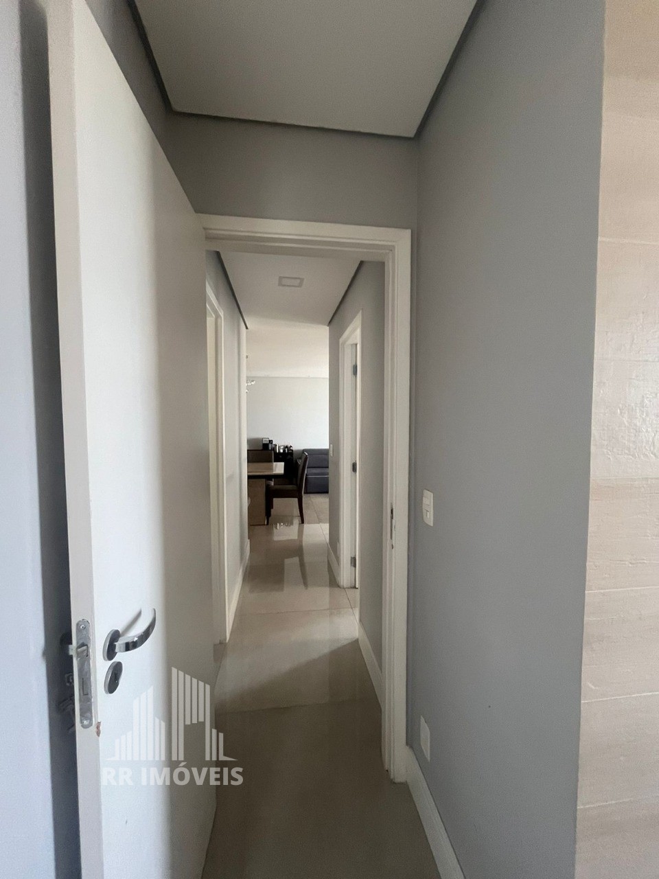 Apartamento à venda com 2 quartos, 75m² - Foto 24