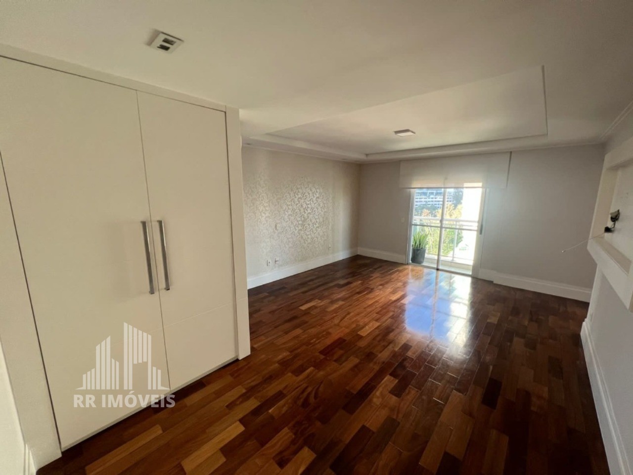 Apartamento à venda com 4 quartos, 261m² - Foto 13