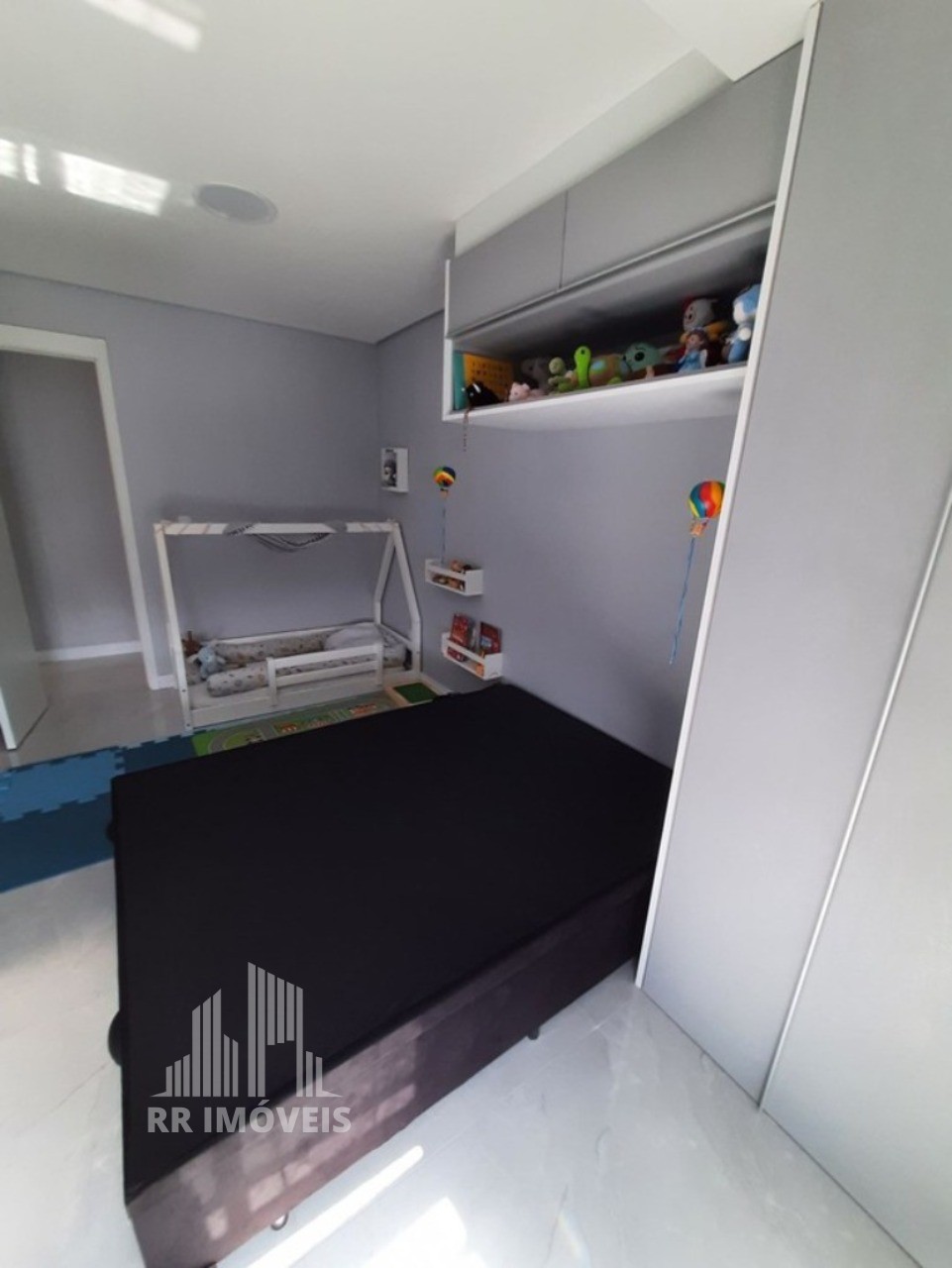 Apartamento à venda com 2 quartos, 70m² - Foto 19