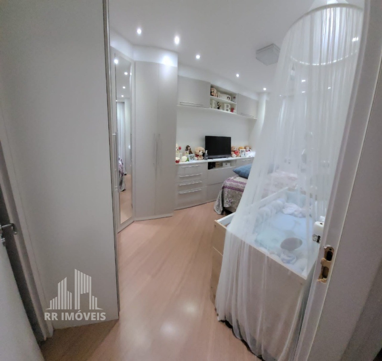 Apartamento à venda com 2 quartos, 68m² - Foto 18