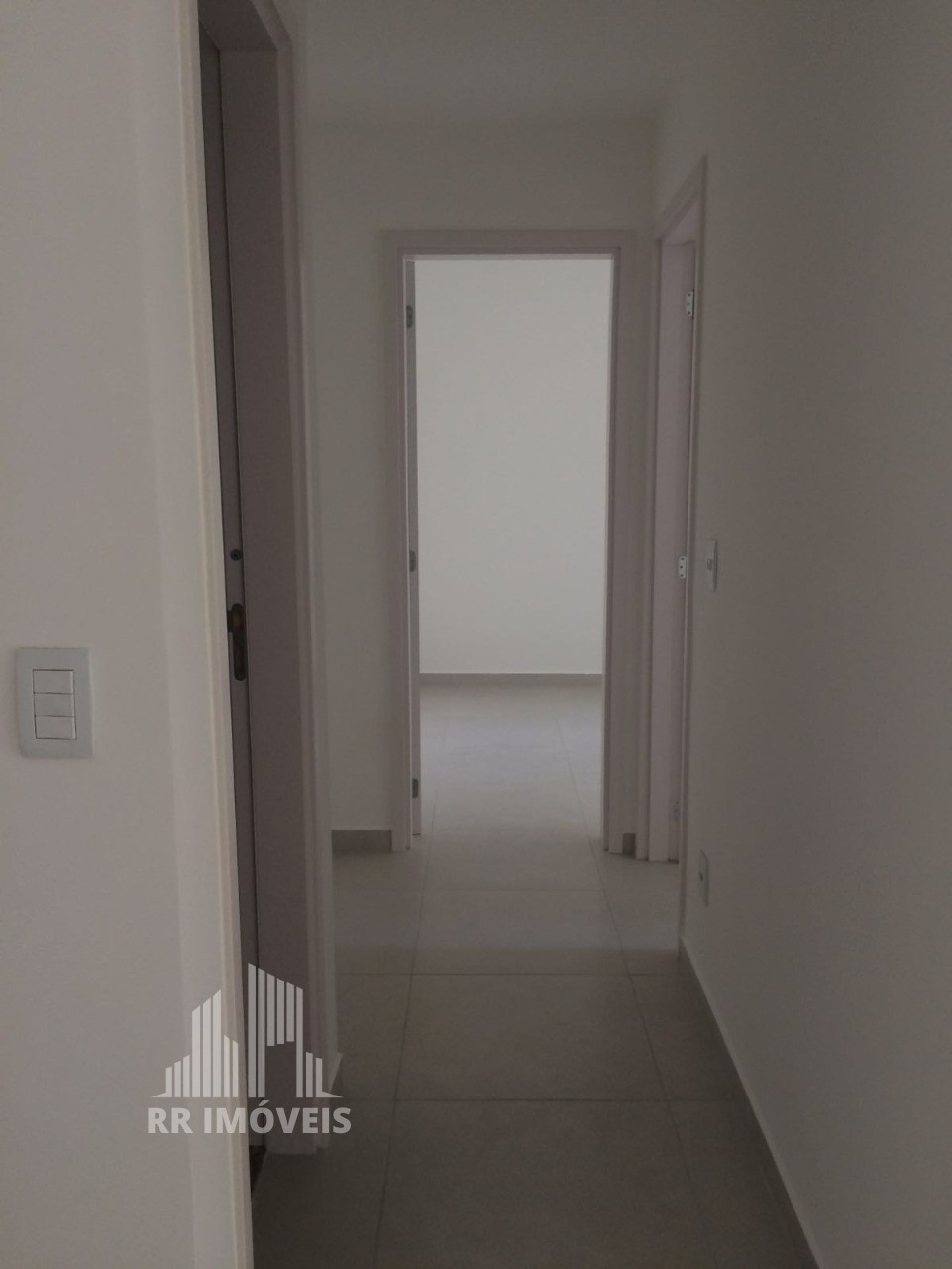 Apartamento para alugar com 2 quartos, 68m² - Foto 6