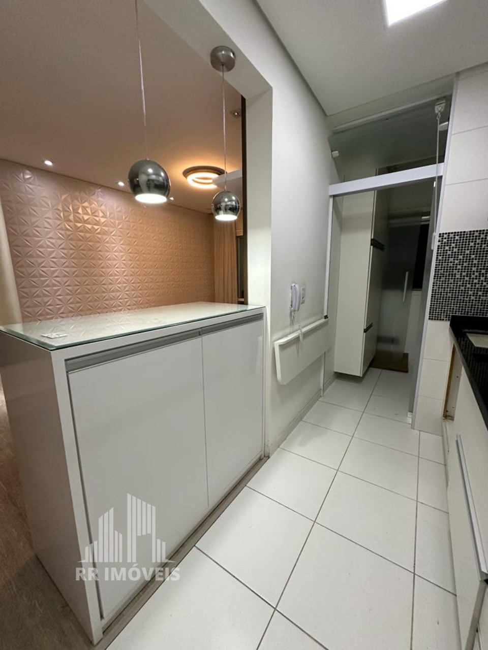 Apartamento à venda com 2 quartos, 68m² - Foto 5