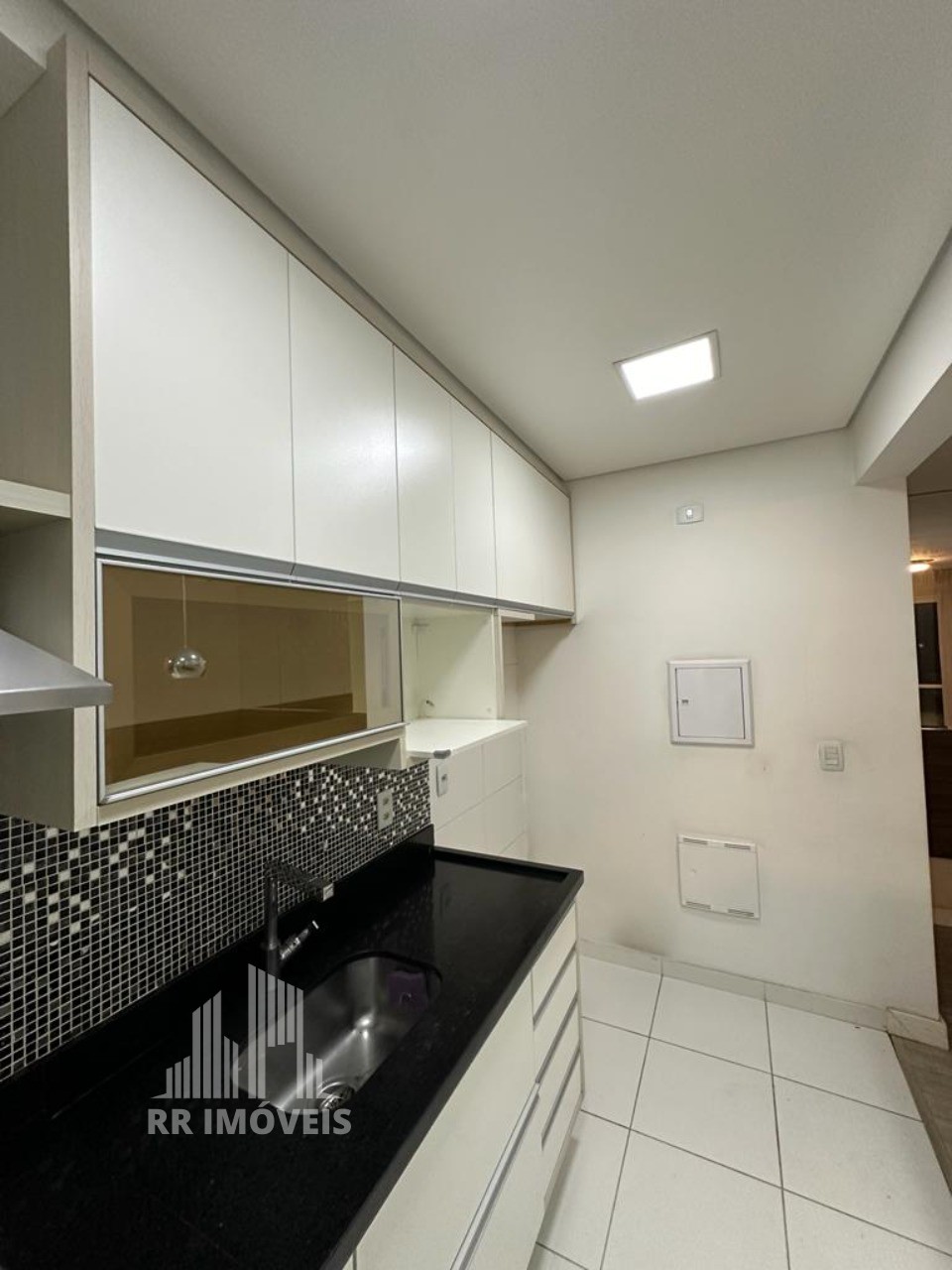 Apartamento à venda com 2 quartos, 68m² - Foto 9